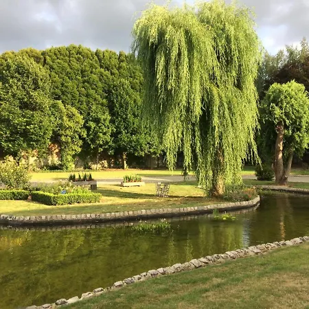 Chapeauveau - - Events Pensjonat Helecine