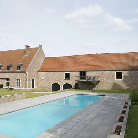 Pensjonat Chapeauveau - - Events Helecine