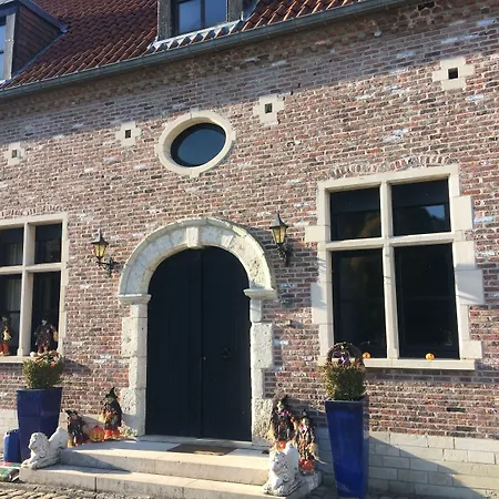 Chapeauveau - - Events 4* Helecine